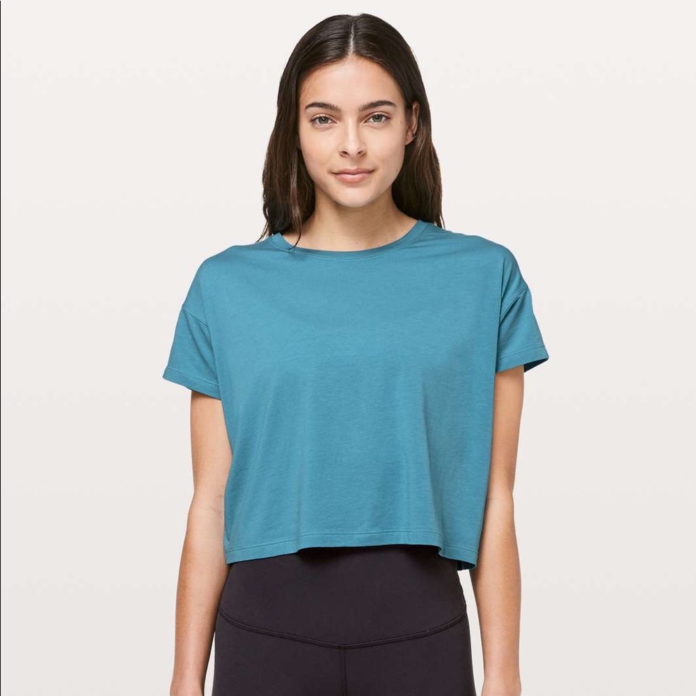 Lululemon Cates Tee